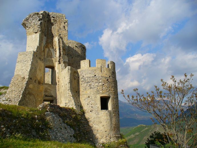 Vista del castello di Morano Calabro (Cosenza)